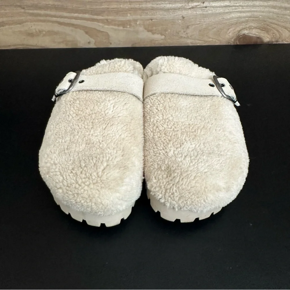 STEVE MADDEN Women’s Off White Nina Buckle Slip On Faux Fur Clogs Shoes 6.5 - Picture 6 of 11